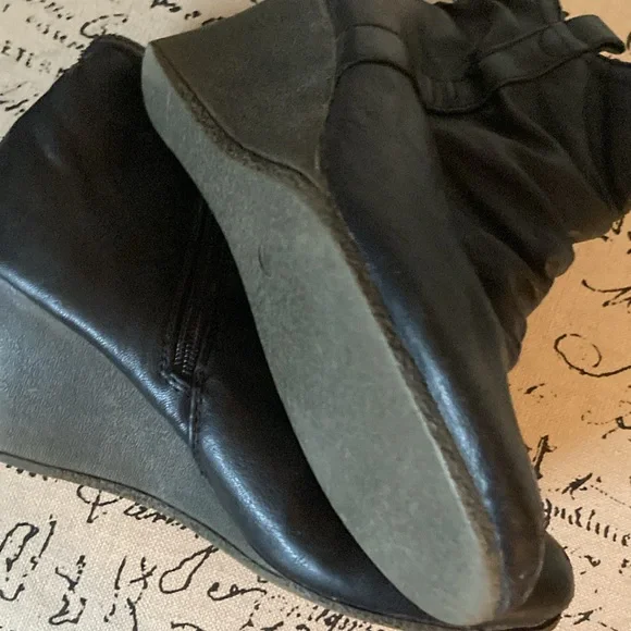 Short boot - Picture 3 of 4